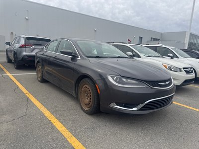 Chrysler 200 LIMITED, A/C, CAM RECUL, BLUETOOTH 2015 UN PROPRIETAIRE, AUCUN ACCIDENT!