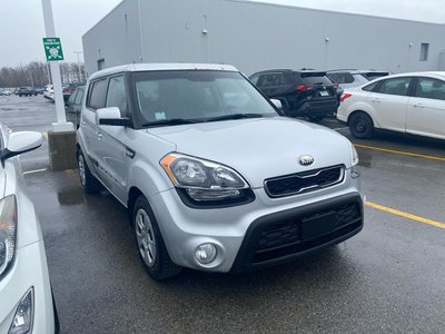 Kia Soul FWD, A/C, POWER GROUP, BLUETOOTH, HEATED FRONT SEA 2013 UN PROPRIETAIRE!