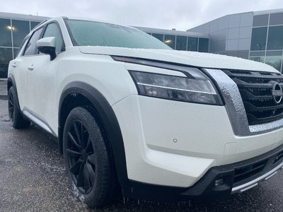 Nissan Pathfinder Platinum AWD AUCUN ACCIDENT, TOUT ÉQUIPÉ 2022 À PARTIR DE 166$/SEMAINE