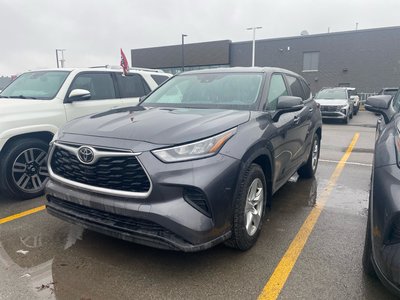 Toyota Highlander LE, AWD, A/C, PUSHSTART, CAM RECUL, BLUETOOTH 2023 AUCUN ACCIDENT!