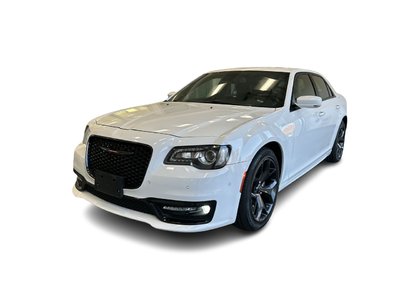 Chrysler 300  2022 à Mississauga, Ontario