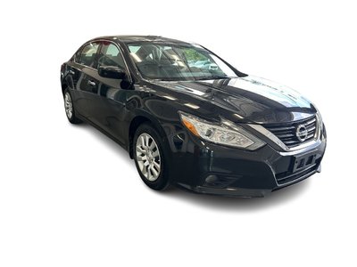 2016 Nissan Altima in Mississauga, Ontario