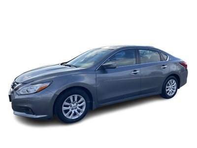 2016 Nissan Altima in Mississauga, Ontario