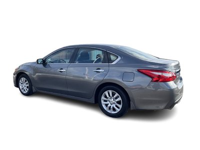 2016 Nissan Altima in Mississauga, Ontario