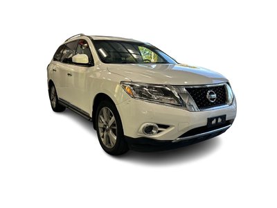 2015 Nissan Pathfinder in Mississauga, Ontario