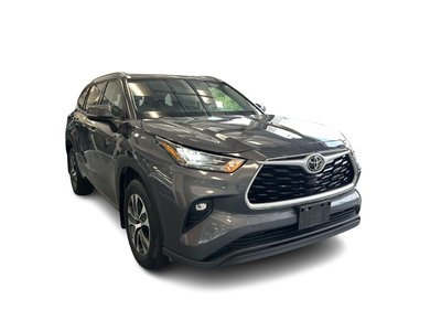 2020 Toyota Highlander in Mississauga, Ontario