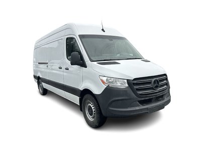 Mercedes-Benz Sprinter V6 2500 Cargo 170  2019 à Vancouver, Colombie-Britannique