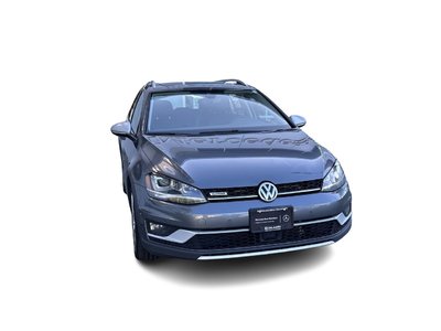 2017 Volkswagen GOLF ALLTRACK in Langley, British Columbia