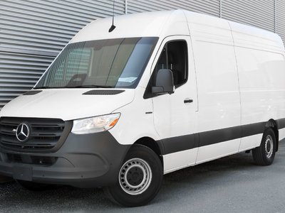 Mercedes-Benz eSprinter Cargo Van  2025