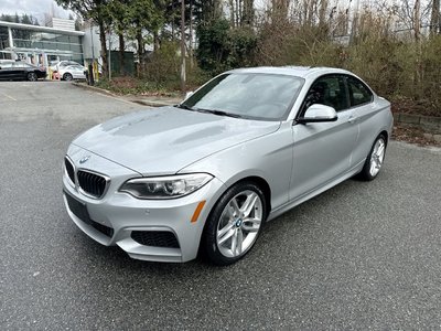BMW 228i  2016 à North Vancouver, Colombie-Britannique