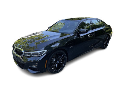 2022 BMW 330e in North Vancouver, British Columbia