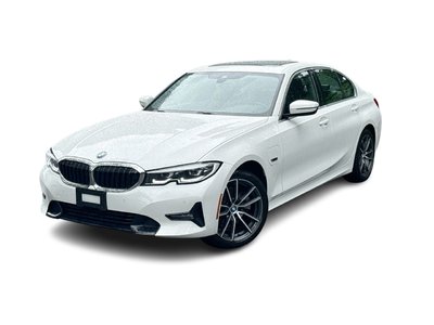 2022  330e in Vancouver, British Columbia