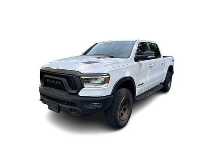 Ram RAM 1500 Classic Crew Cab 4x4 (DS)  2021 à North Vancouver, Colombie-Britannique