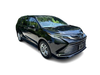 2022 Toyota Sienna Hybrid in Vancouver, British Columbia