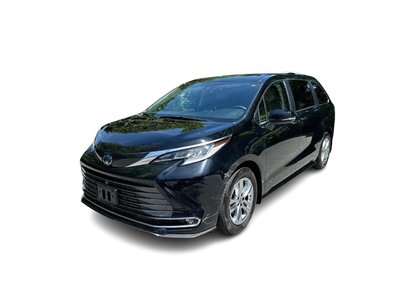 2022 Toyota Sienna Hybrid in North Vancouver, British Columbia