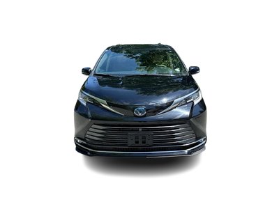 2022 Toyota Sienna Hybrid in Vancouver, British Columbia
