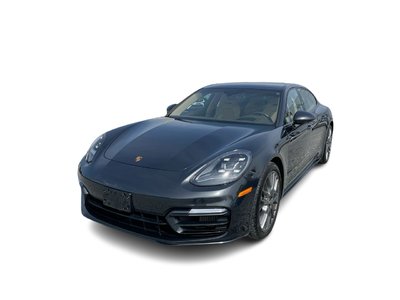 Porsche Panamera  2022 à Richmond, Colombie-Britannique
