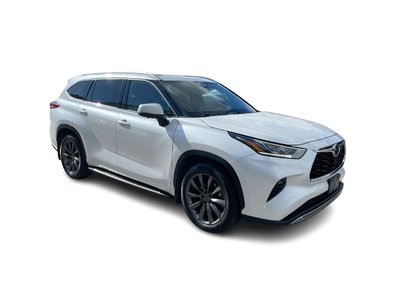 2023 Toyota Highlander in Vancouver, British Columbia