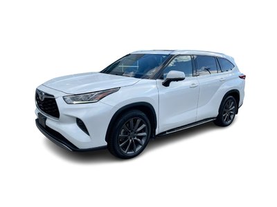2023 Toyota Highlander in Richmond, British Columbia