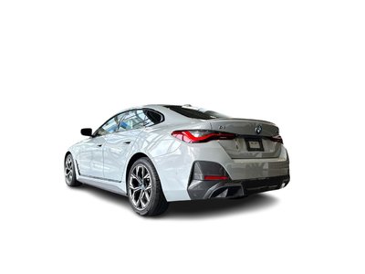 BMW i4  2022 à Vancouver, Colombie-Britannique