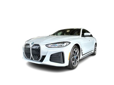 BMW i4  2022 à Vancouver, Colombie-Britannique