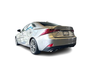 Lexus IS 300 AWD  2019 à Vancouver, Colombie-Britannique