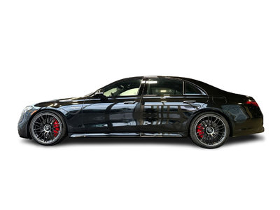 Mercedes-Benz S63E AMG  2025 à Vancouver, Colombie-Britannique