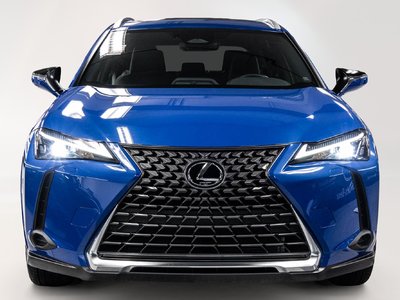 Lexus UXH  2025 à Dollard-des-Ormeaux, Québec