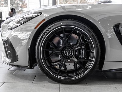 Mercedes-Benz AMG GT 2 Door  2026 à Dollard-des-Ormeaux, Québec