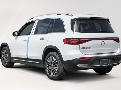 Mercedes-Benz EQB  2025 à Dollard-des-Ormeaux, Québec
