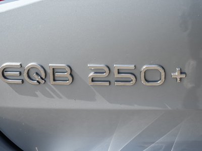Mercedes-Benz EQB  2025 à Dollard-des-Ormeaux, Québec