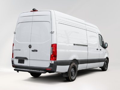 2024 Mercedes-Benz ESprinter in Dollard-des-Ormeaux, Quebec