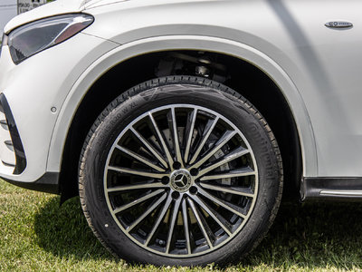 Mercedes-Benz GLC Plug-in Hybrid  2025 à Dollard-des-Ormeaux, Québec