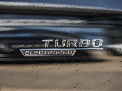 2026 Mercedes-Benz GLC in Dollard-des-Ormeaux, Quebec