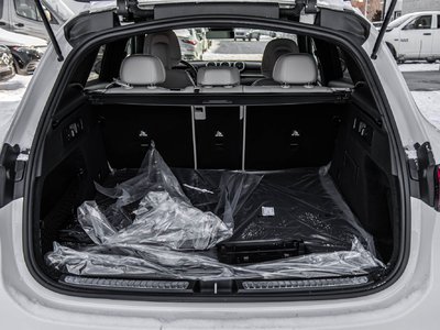 2026 Mercedes-Benz GLC in Dollard-des-Ormeaux, Quebec