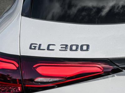 2026 Mercedes-Benz GLC in Dollard-des-Ormeaux, Quebec
