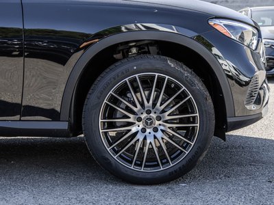 2027 Mercedes-Benz GLC in Dollard-des-Ormeaux, Quebec