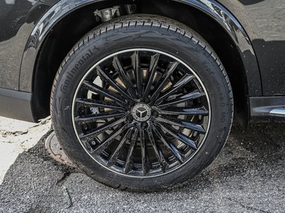 2027 Mercedes-Benz GLC in Dollard-des-Ormeaux, Quebec