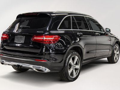 2018 Mercedes-Benz GLC300 in Dollard-des-Ormeaux, Quebec