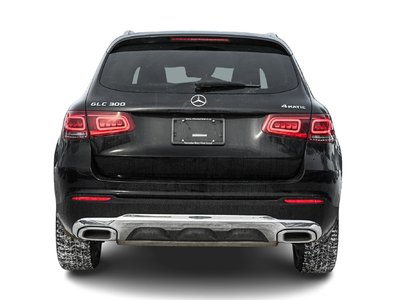 Mercedes-Benz GLC300  2022 à Dollard-des-Ormeaux, Québec