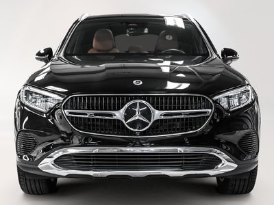 Mercedes-Benz GLC300  2024 à Dollard-des-Ormeaux, Québec