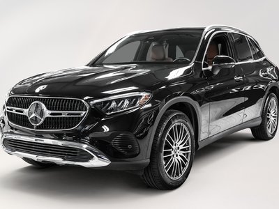 Mercedes-Benz GLC300  2024 à Dollard-des-Ormeaux, Québec