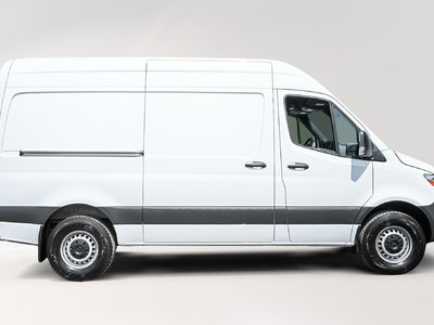 2023 Mercedes-Benz Sprinter 2500 Cargo V6 144 in Dollard-des-Ormeaux, Quebec