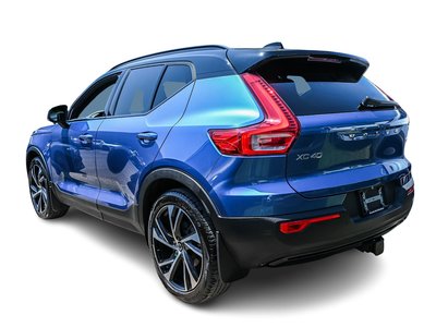 2021 Volvo XC40 in Dollard-des-Ormeaux, Quebec