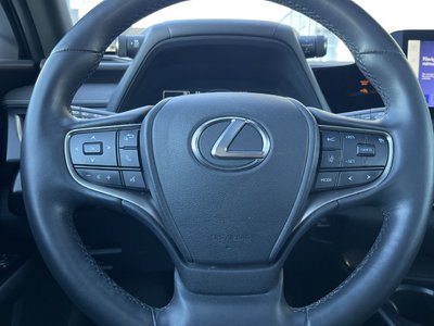 Lexus UX  2024 à Calgary, Alberta