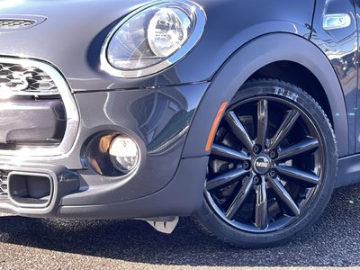 2019 MINI 3 Door in Calgary, Alberta