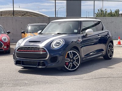 MINI 3 Door  2019 à Calgary, Alberta
