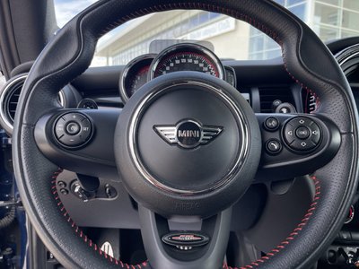 MINI 3 Door  2019 à Calgary, Alberta
