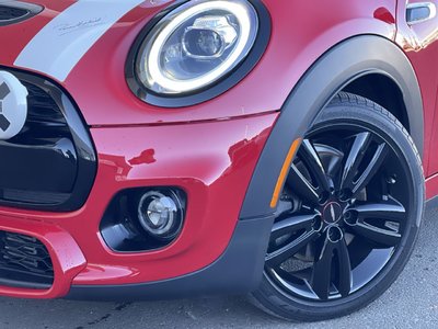2021 MINI 3 Door in Calgary, Alberta
