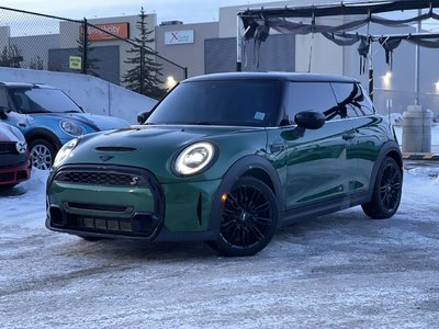 MINI 3 Door  2023 à Calgary, Alberta